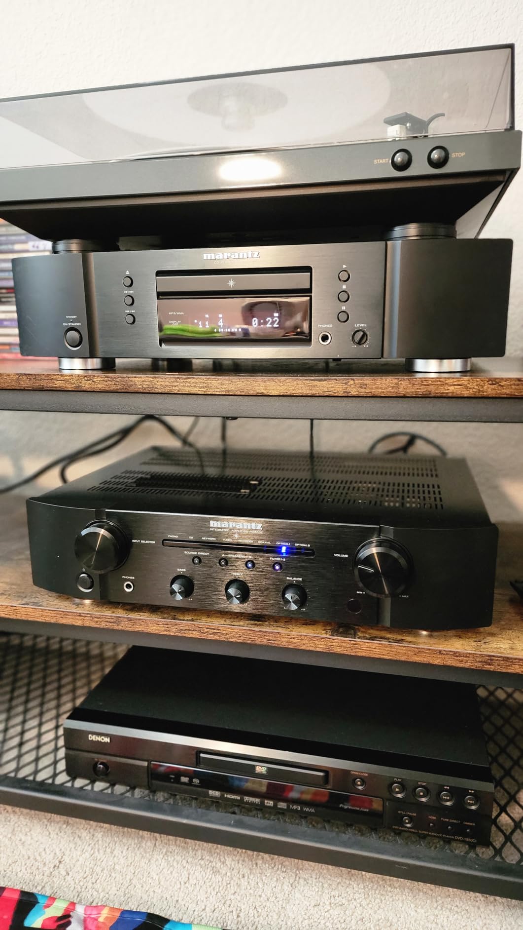 Marantz Slimline Integrated Stereo Amplifier with 45W customer photo 2