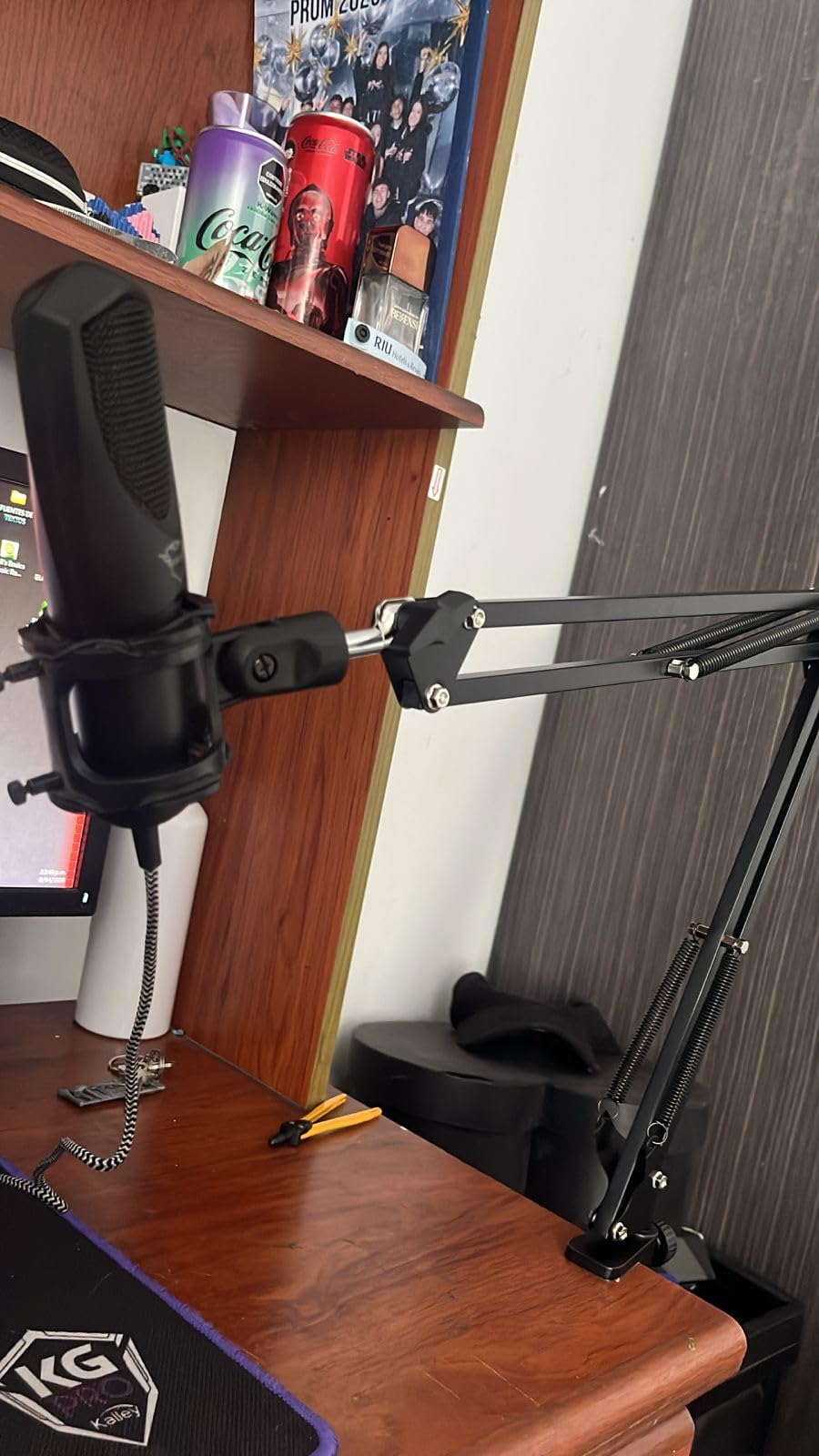 FIFINE CS1 Scissor Microphone Boom Arm Stand for Gaming Recording customer photo 2
