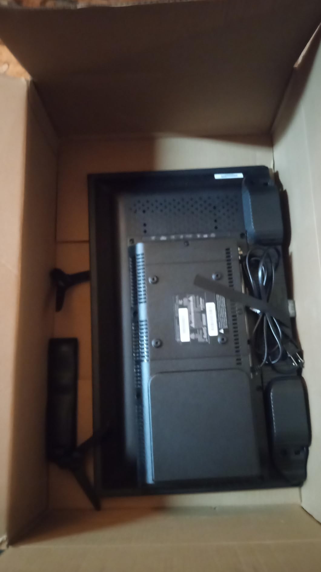 Westinghouse 24 Inch TV with DVD Player Built in, HD LED Small Flat Screen Non-Smart Television DVD Combo, RV Camper, Works w/Fire Stick, Roku, Apple TV, TiVo, Xumo, & Streaming Devices (2026 Model) customer photo 1