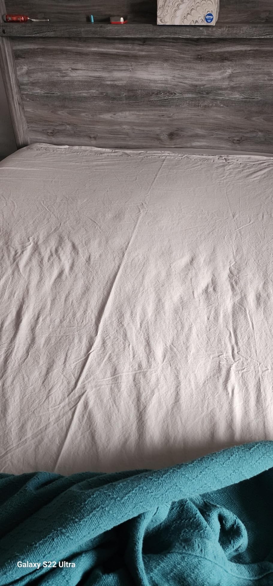 SUPREME ELEGANCE 100% Organic Cotton Queen Sheet Set, Percale, Snow White customer photo 1