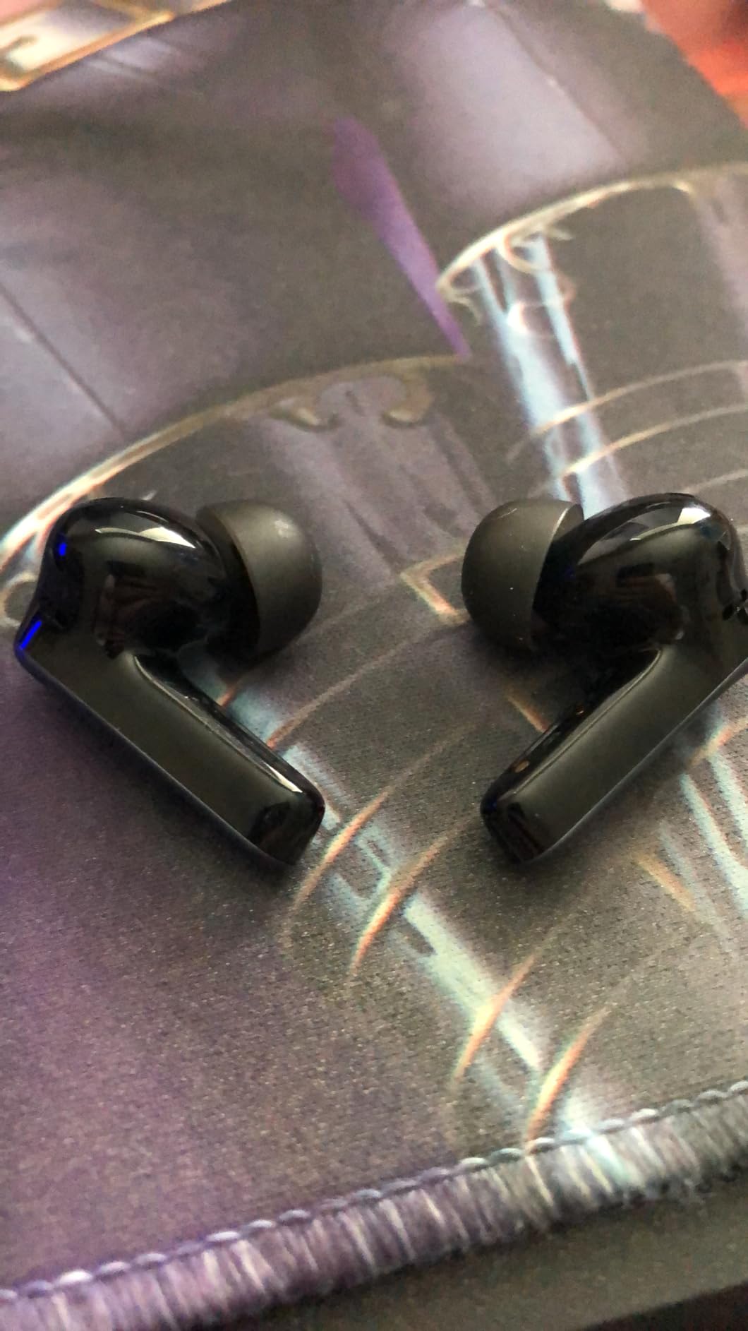 EarFun Air Pro 3 Noise Cancelling Wireless Earbuds Qualcomm® aptX™ Adaptive customer photo 1