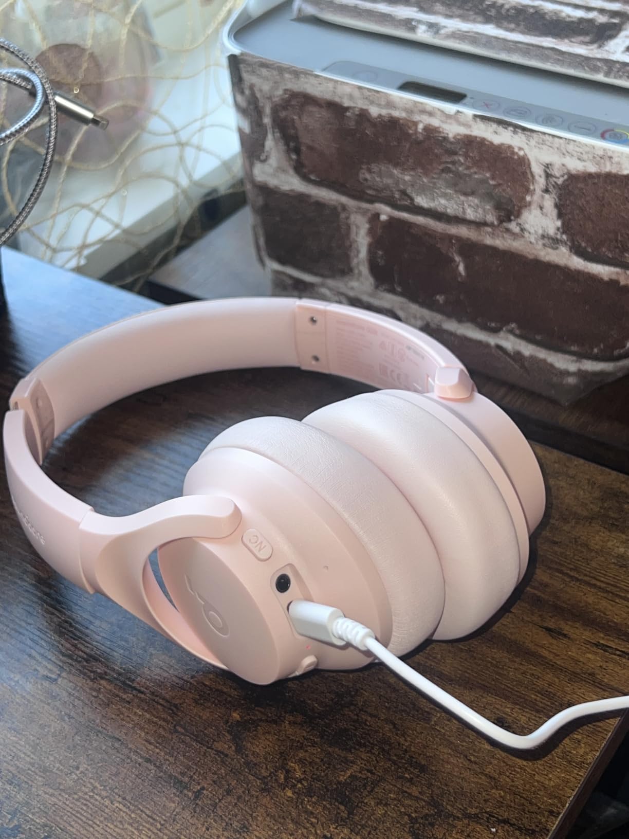 Soundcore by Anker Q20i Hybrid Active Noise Cancelling Headphones, Black customer photo 2