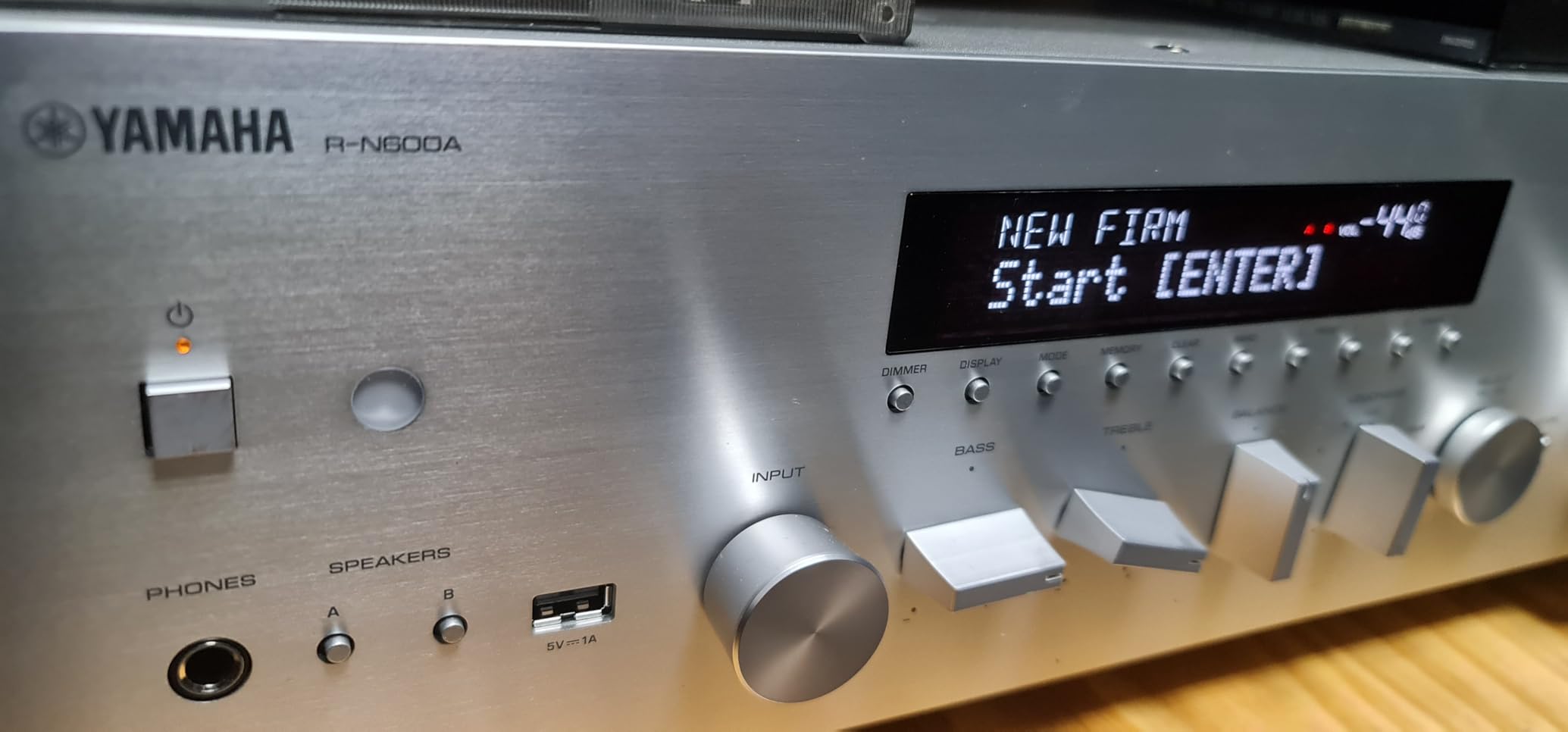 R-N600A Network Receiver with Streaming, Phono and Built-in DAC, Black customer photo 2