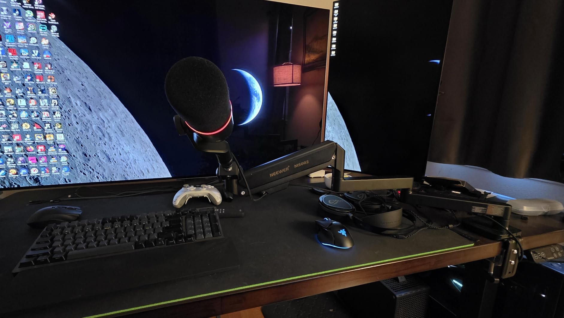 NEEWER Low Profile Mic Arm Desk Mount, with Pneumatic Damping, 360°, MS002 customer photo 1