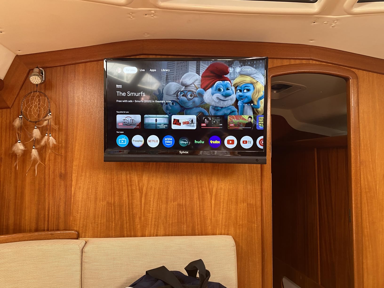 SYLVOX 32 inch RV TV, 12V TV for RV Camper, 1080P Smart TVs Flat Screen customer photo 2