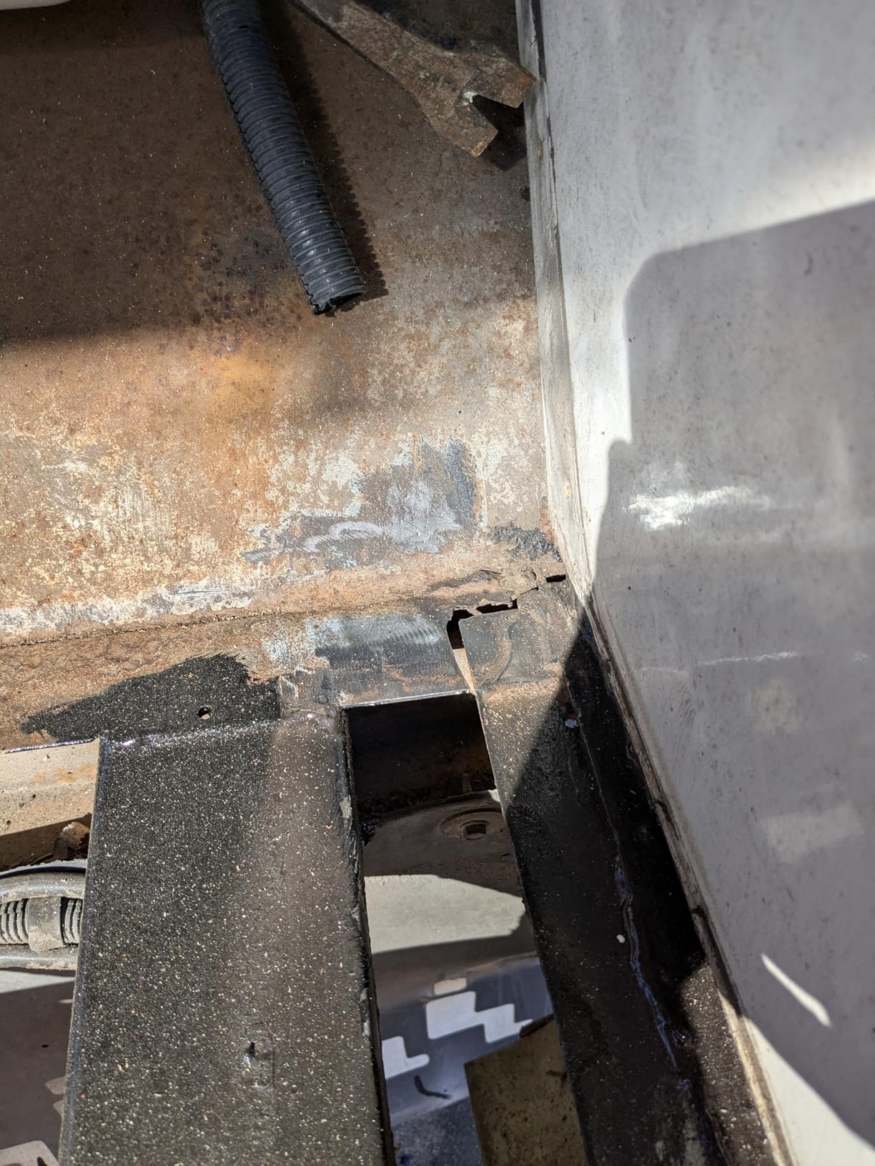 Bestarc 145A MIG Welder, Flux Core/Gas MIG Stick Lift TIG Welding, 110/220V customer photo 1