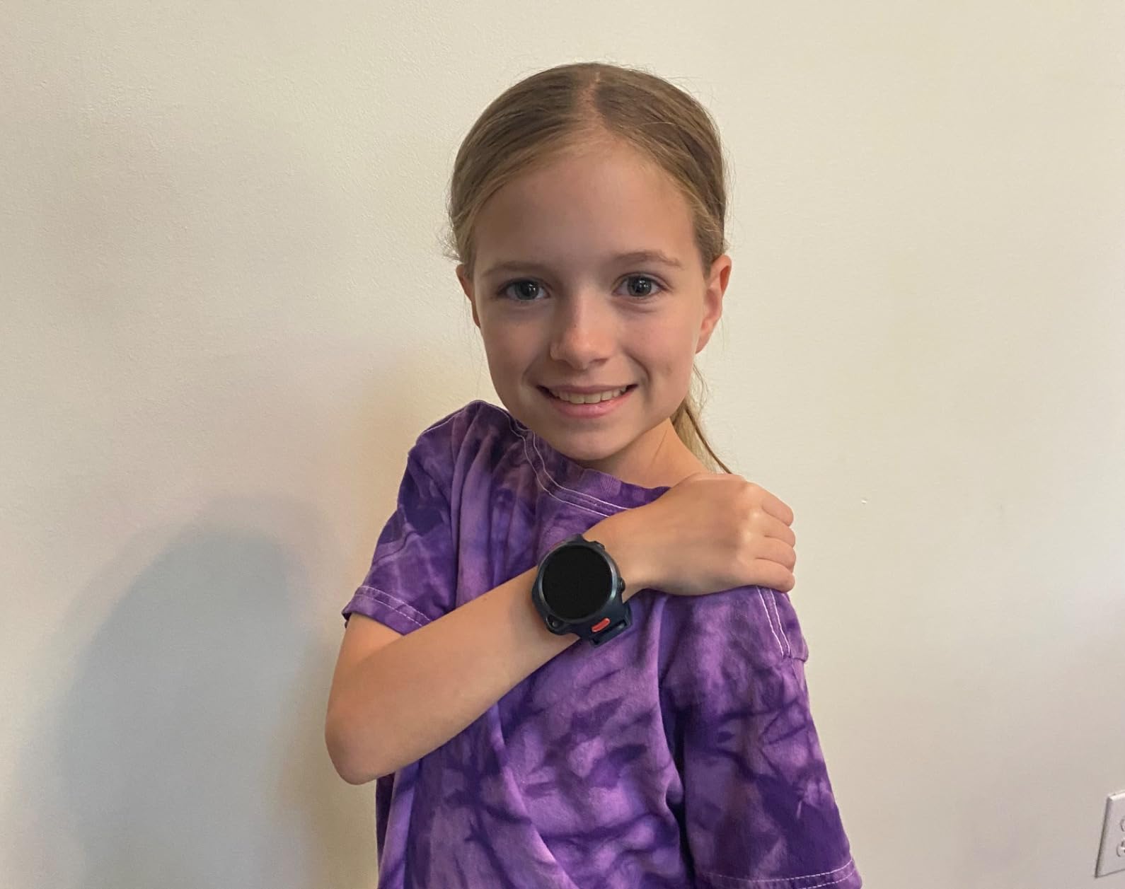 myFirst R2 Kids Smart Watch - 4G Video Calling & Real-Time GPS Tracker, 1.3” Fitness Watch with 5MP Camera & SOS, Ideal School & Safety Companion, Birthday Gifts for Boys Girls Ages 5-12（US Version） customer photo 2