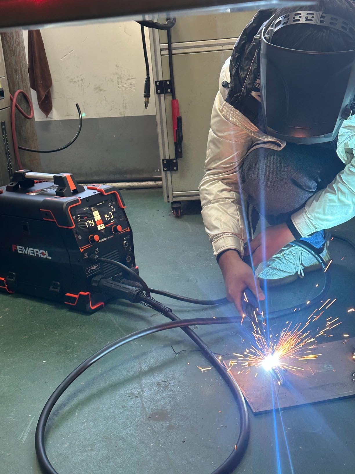 FEMEROL Plasma Cutter Welder Combo 200A Gas MIG/Gasless MIG/HF TIG/Stick/CUT/SPOT 6 in 1 Welding Machine Aluminum Welding 110/220V Dual Voltage Multi Process Welder customer photo 1