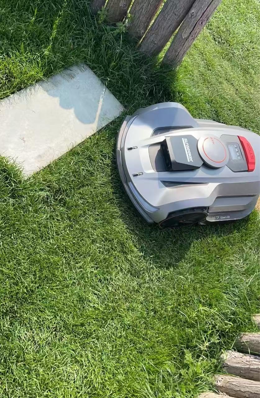Sunseeker X3 Plus Robot Lawn Mower, RTK, Vision AI, 0.3 Acre, Wire-Free customer photo 2