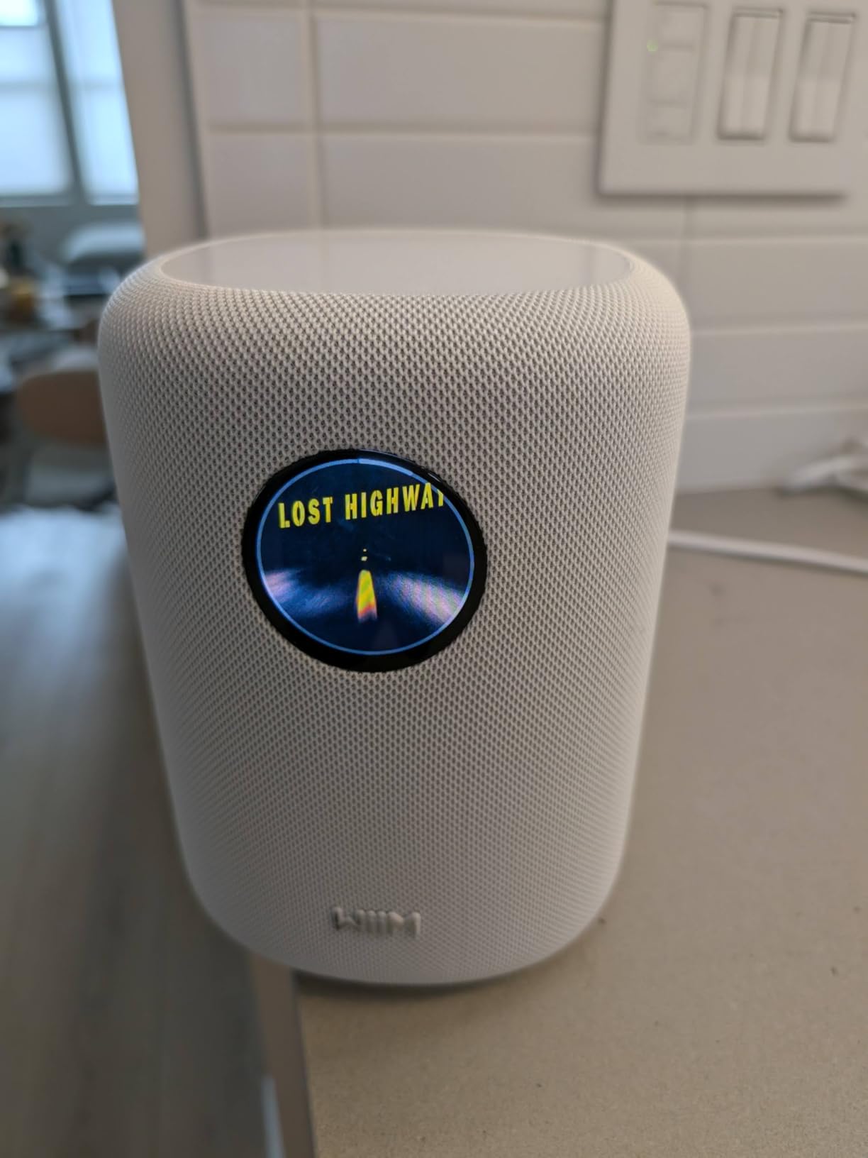 WiiM Sound Smart Speaker with Hi-Res Audio, WiFi and Touchscreen, Black customer photo 2