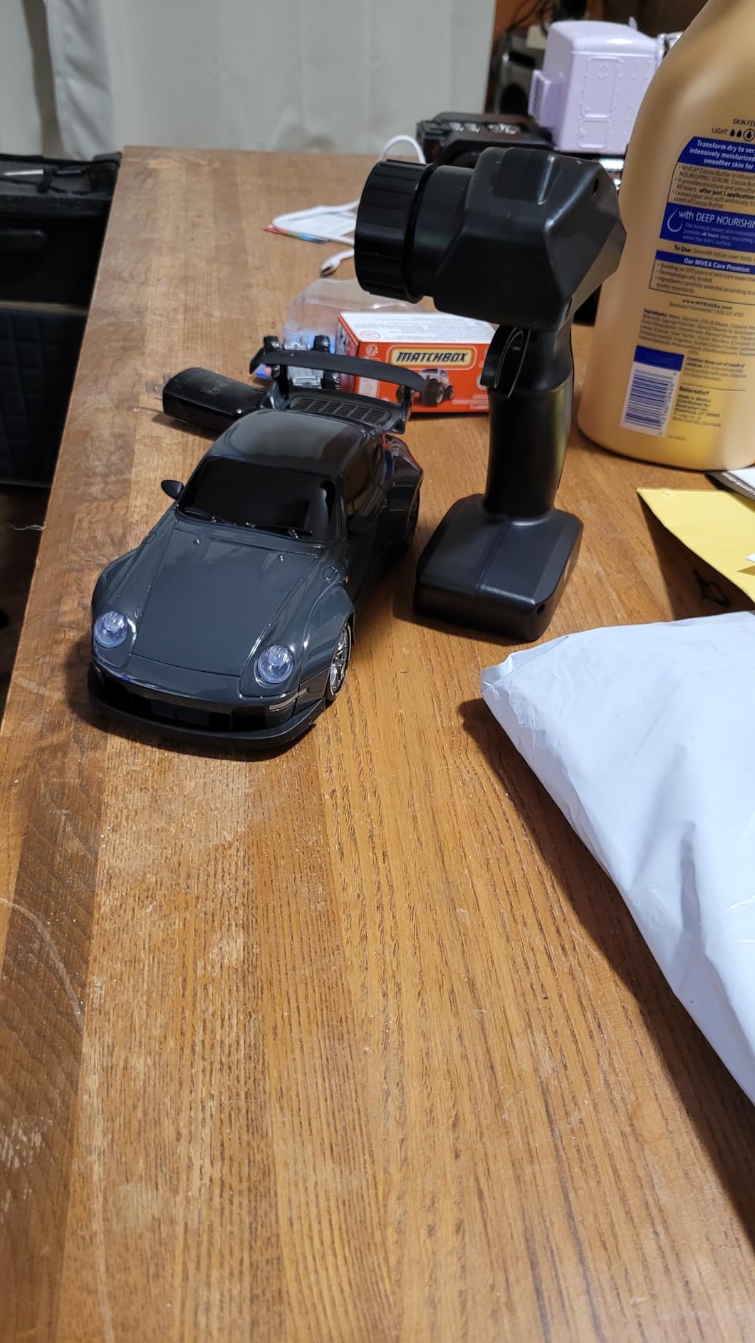 RC Drift Car, 1:24 Scale Remote Control Vehicle with LED Lights,Drifting Tires＆Two Batteries, Racing Sports Toy Idea Gift for Adults Boys Girls and Kids (Lake Blue) customer photo 1